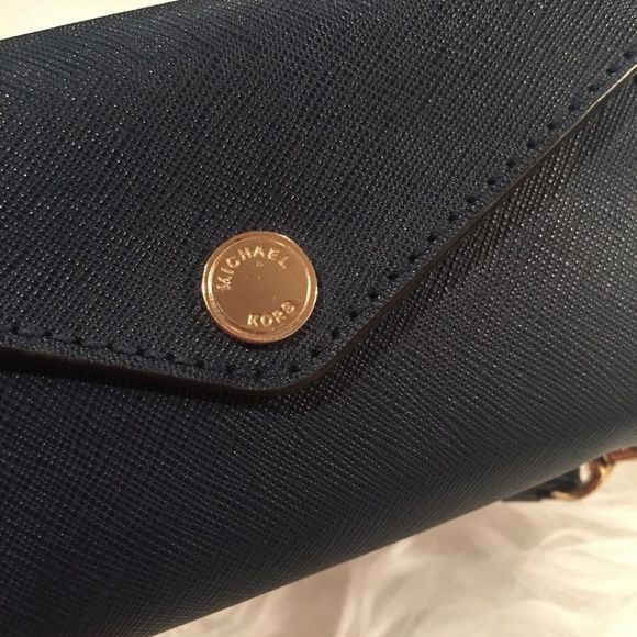 Michael Kors wristlet iPhone 5 blue wallet - Picture 5 of 8